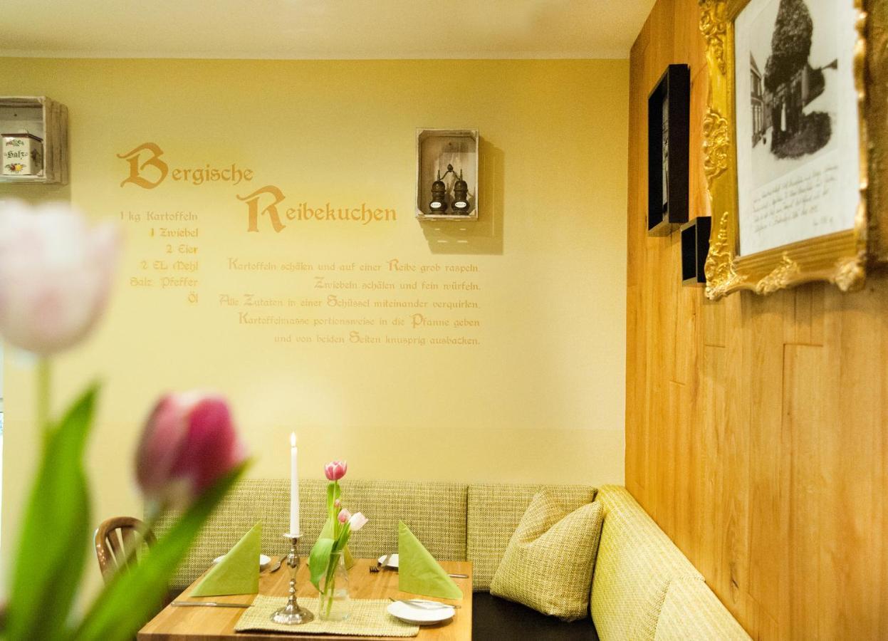 Landhotel Napoleon Випперфюрт Экстерьер фото